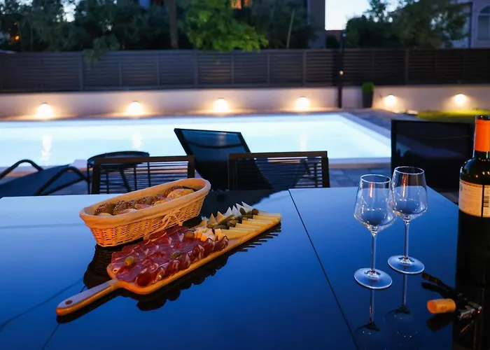 Todi וילה זאדאר