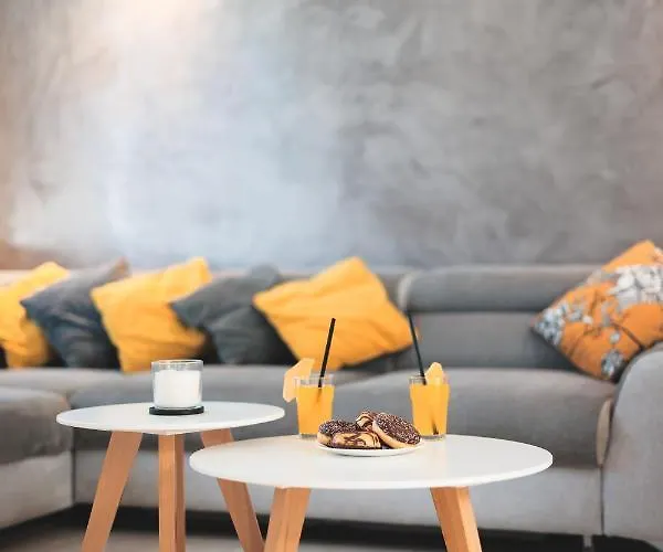 Todi וילה זאדאר