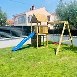 Todi With Private Heated Pool & Wellness * Zadar