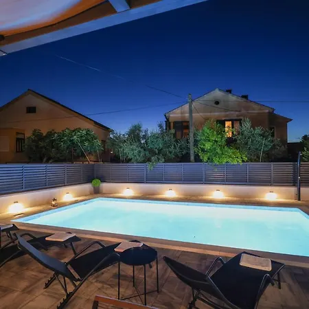Todi With Private Heated Pool & Wellness Βίλα Ζαντάρ